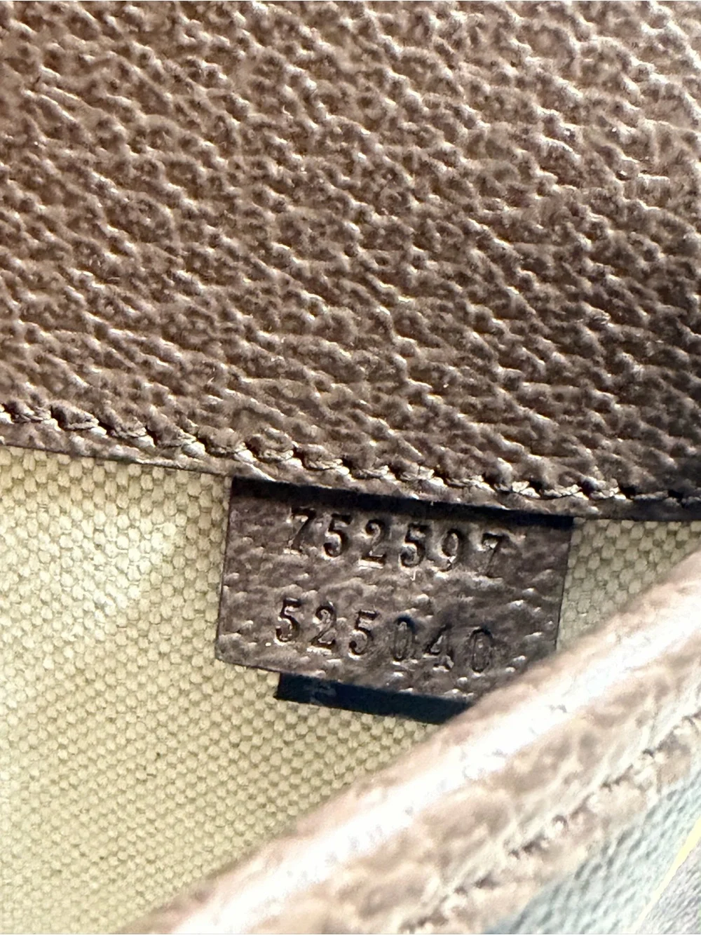 Gucci GG Supreme x camouflage belt bag